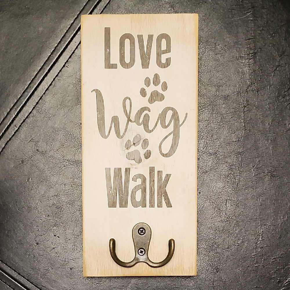 Love Wag Walk Wall Hooks/Leash Hanger